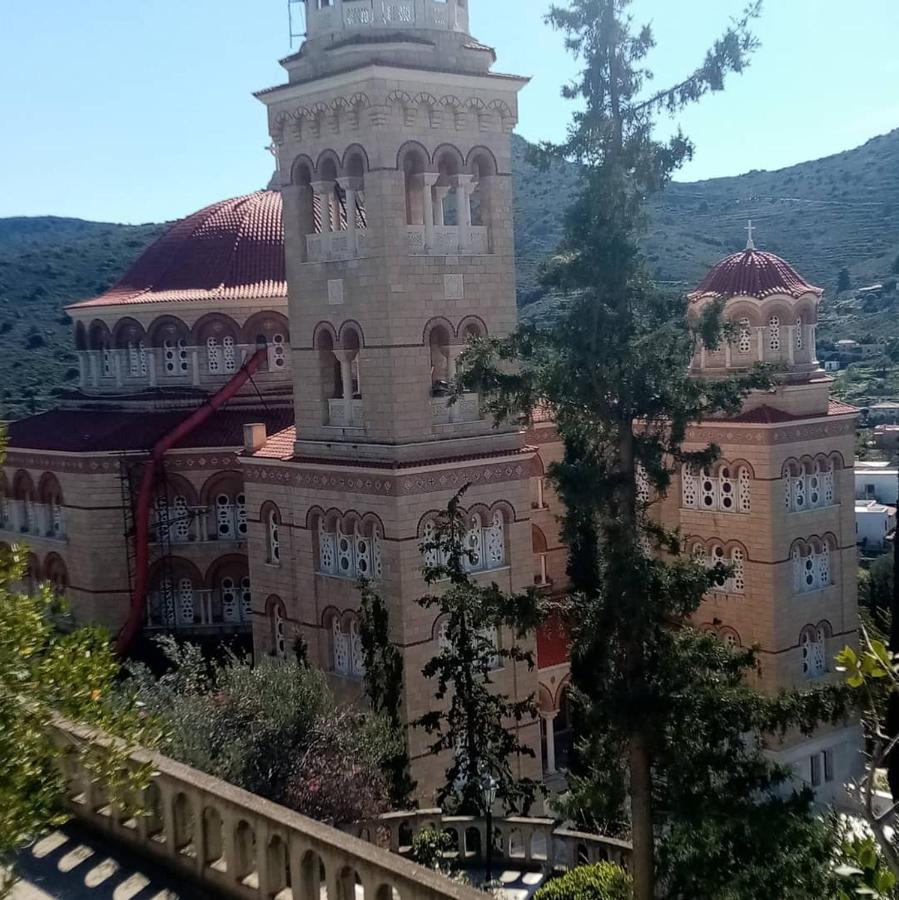 Svetlana&Michalis Oasis Hotel Agia Marina  Exterior foto